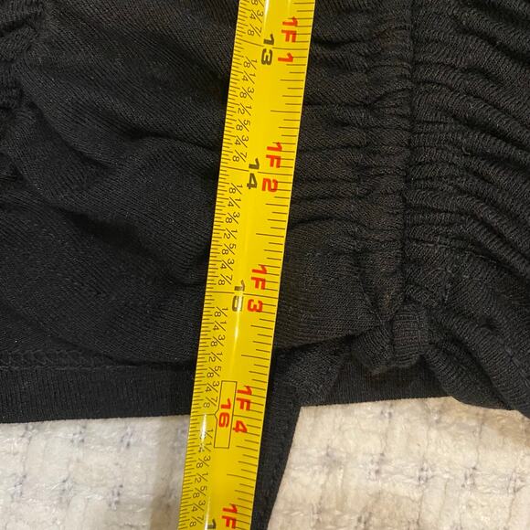 ASTR the Label Asymmetrical Black Long Sleeve Ruched Top V Neck Size Medium - Picture 10 of 11